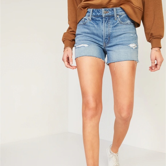 Old Navy Pants - Brand new Old Navy high waisted cut off shorts